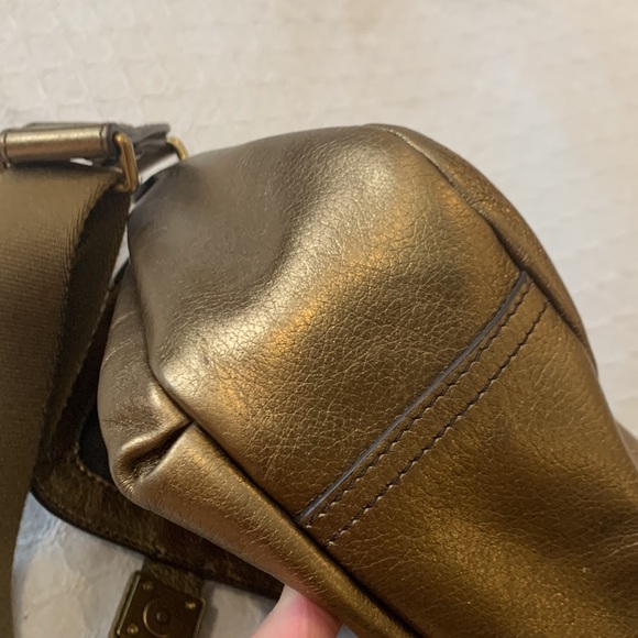 Like new Ralph Lauren copper gold shoulder or comando bag - Picture 7 of 9